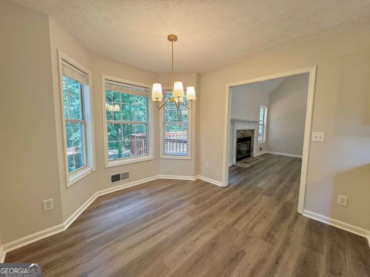 6065 Chestnut Trail Property Photo 10