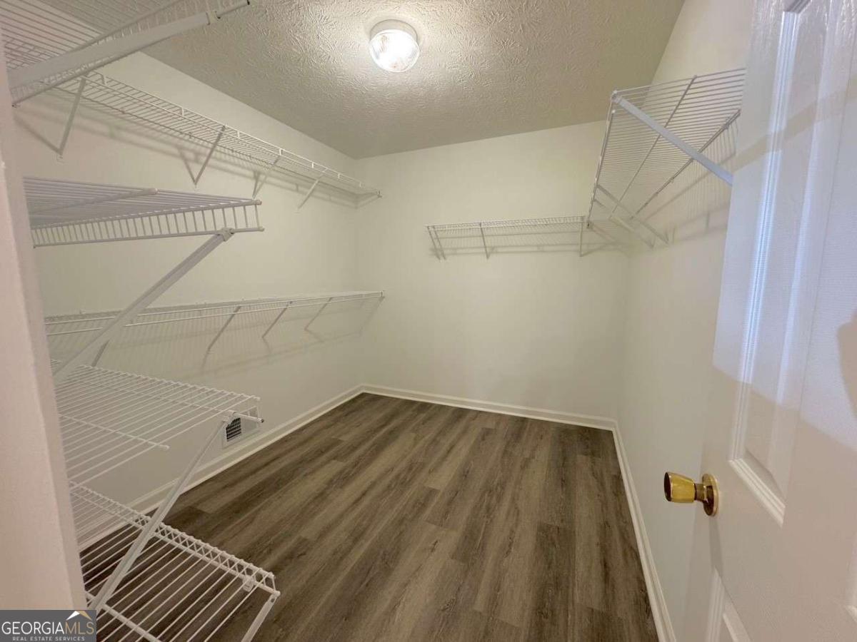 6065 Chestnut Trail Property Photo 20