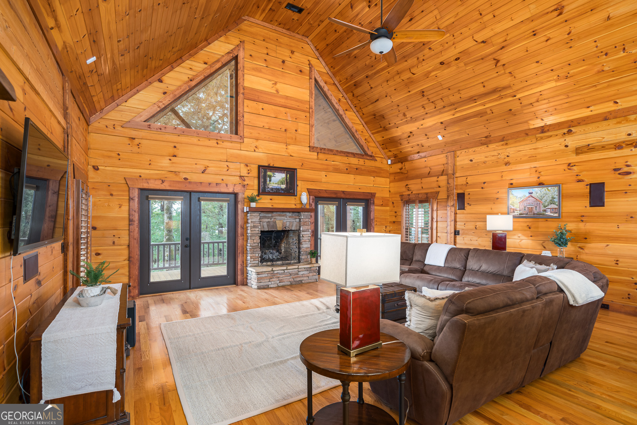 31 High Cliff Road Property Photo 2