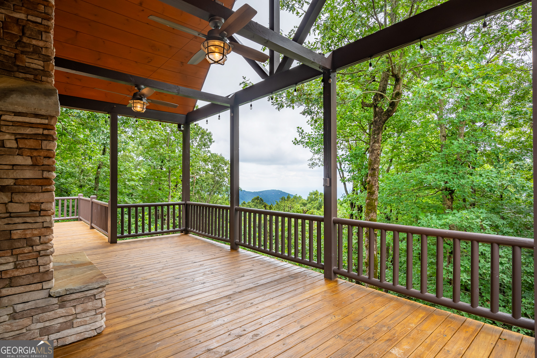 31 High Cliff Road Property Photo 5