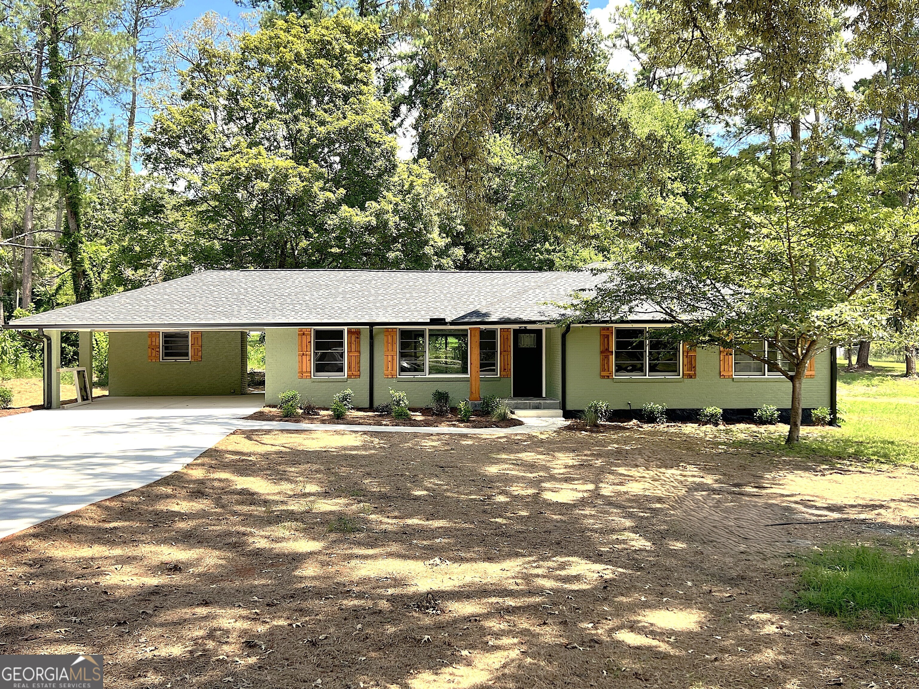 1440 Smyrna Road Sw Property Photo 1
