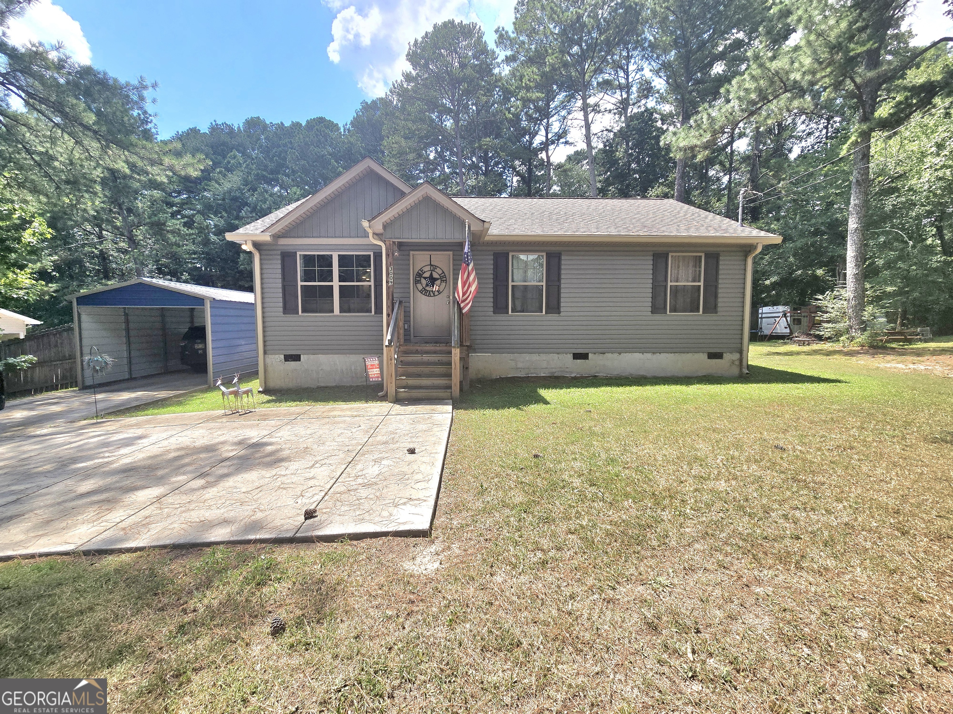 3009 Kinnamon Dr Property Photo 1