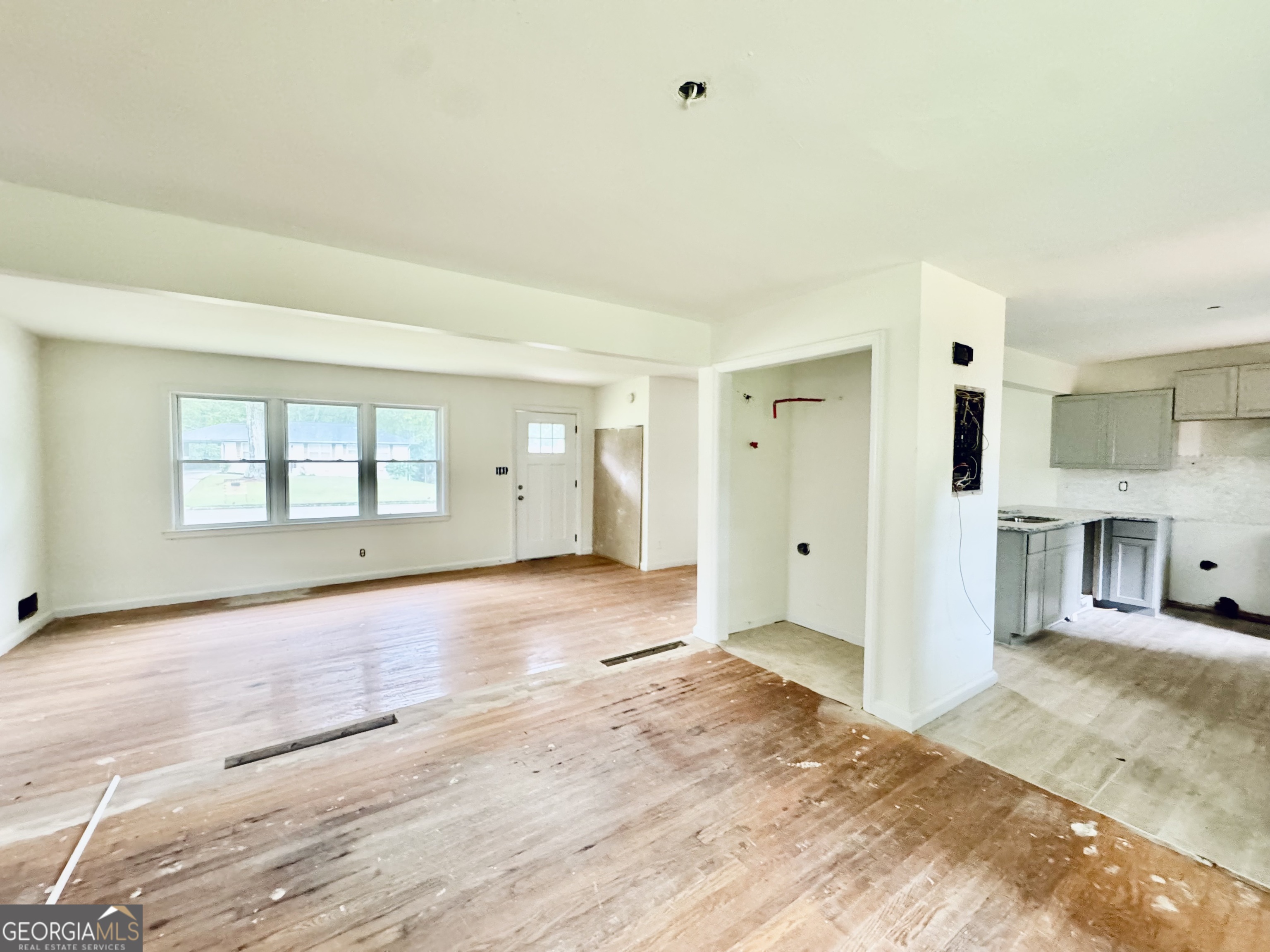 2653 Flagstone Drive Se Property Photo 7