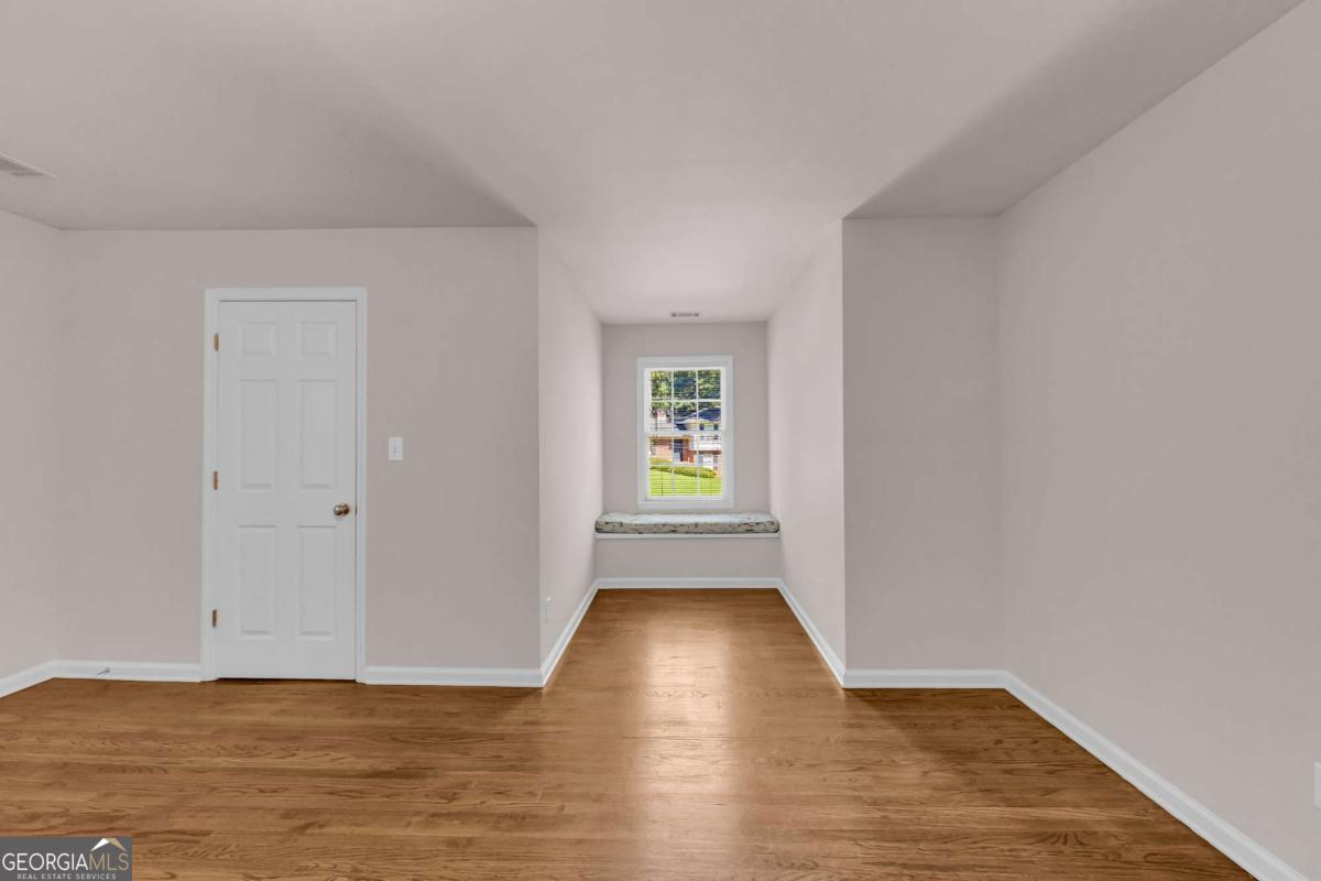 127 Chestnut Lane Property Photo 37