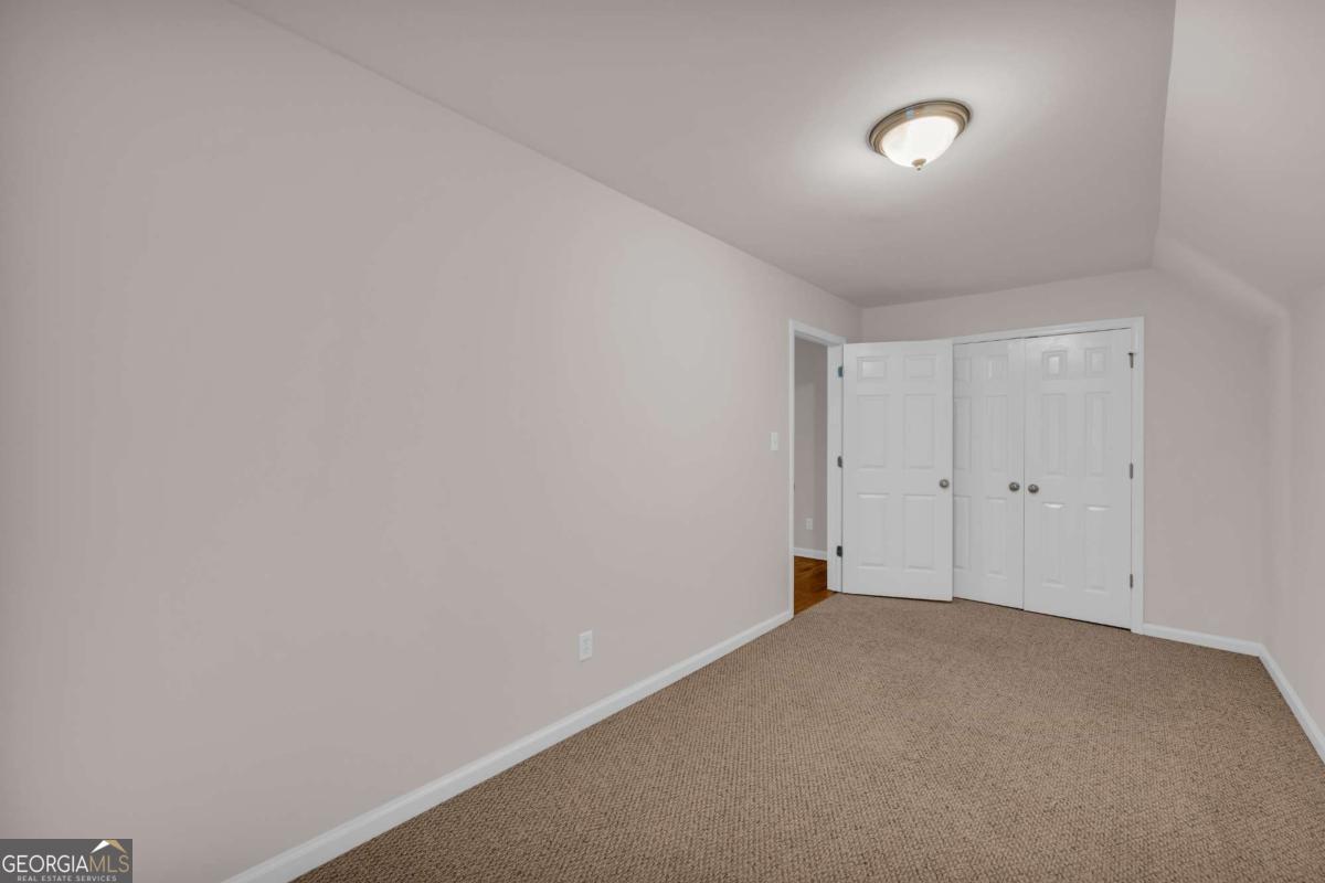 127 Chestnut Lane Property Photo 40