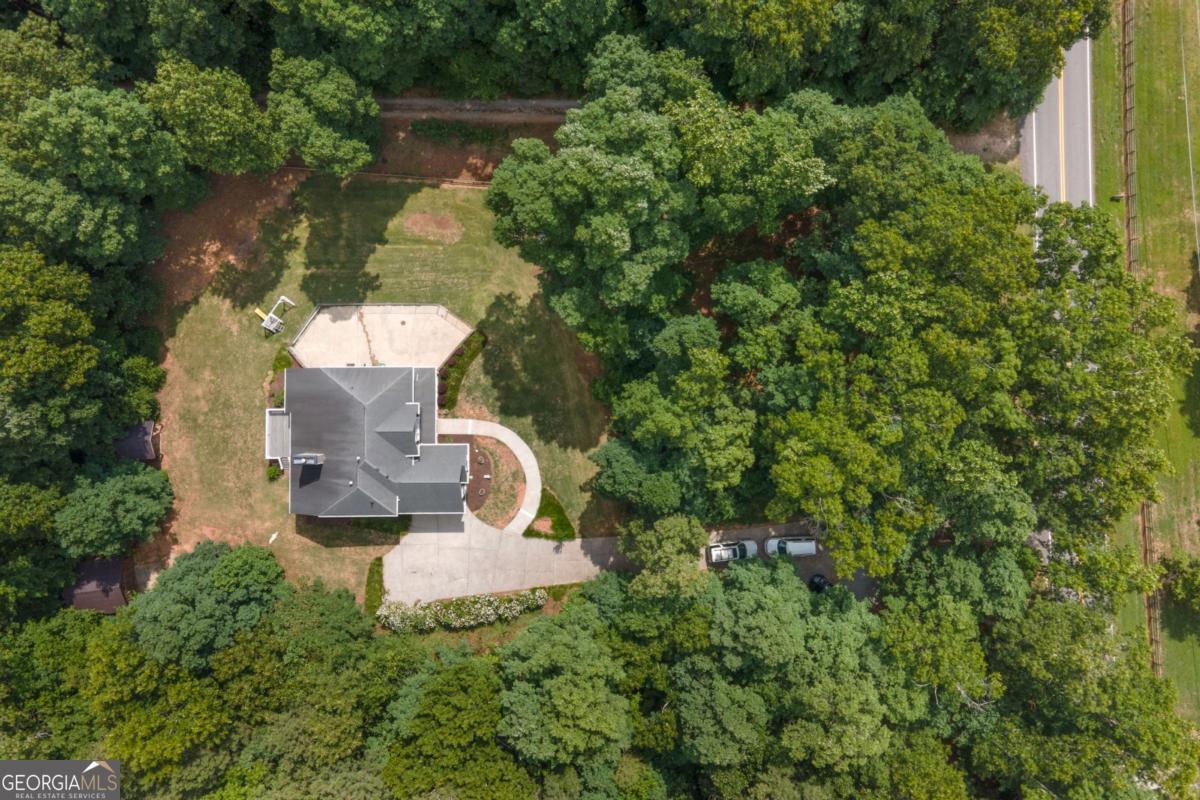7300 Berea Road Property Photo 4