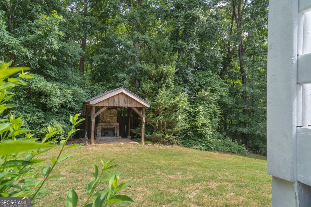 7300 Berea Road Property Photo 13