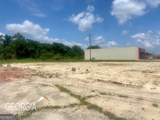 102 W Oak Street Property Photo 1