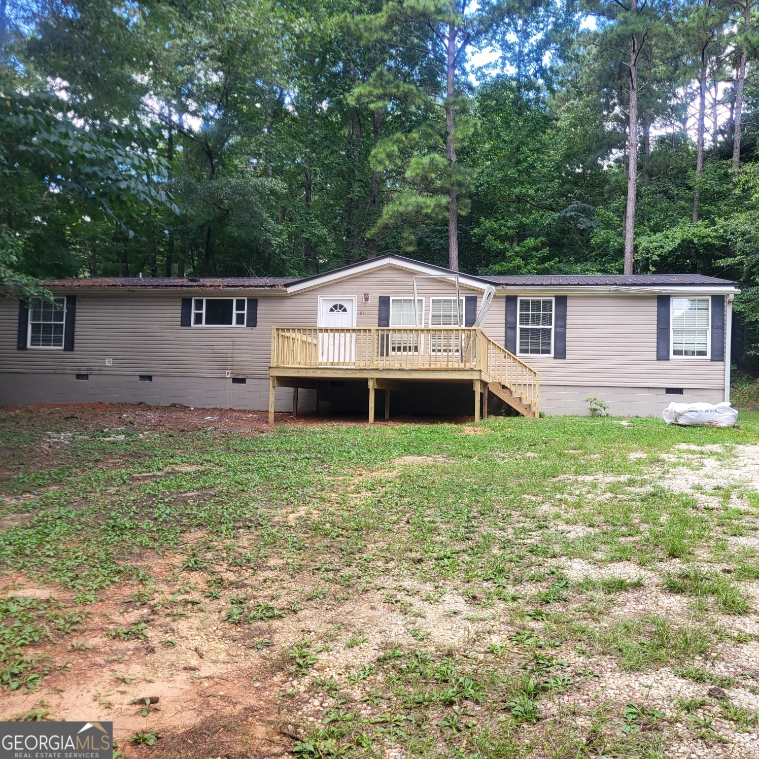 117 Lee Rd 2045