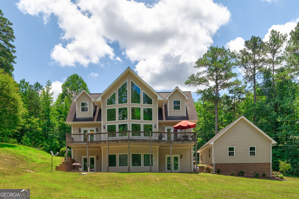 924 Black Bass Road Property Photo 1