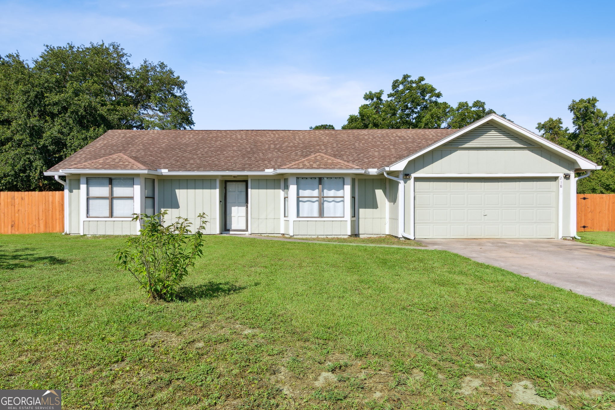 218 Plantation Circle Property Photo 1