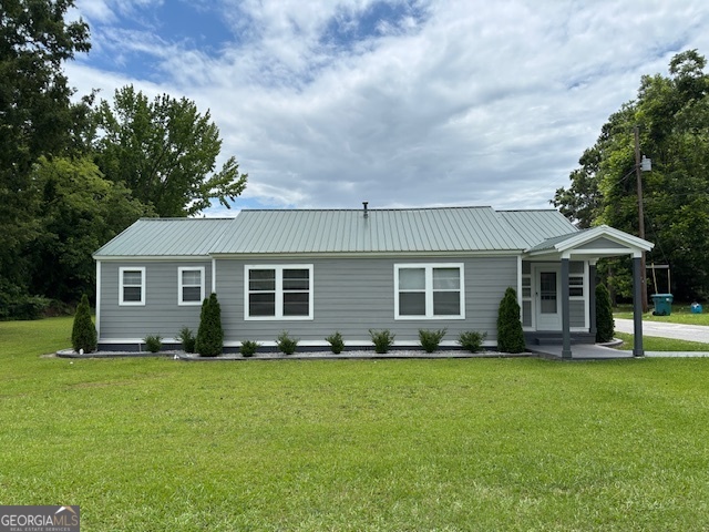 641 Ellington Avenue Property Photo 1