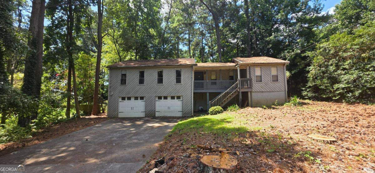 106 Pioneer Drive Property Photo 1
