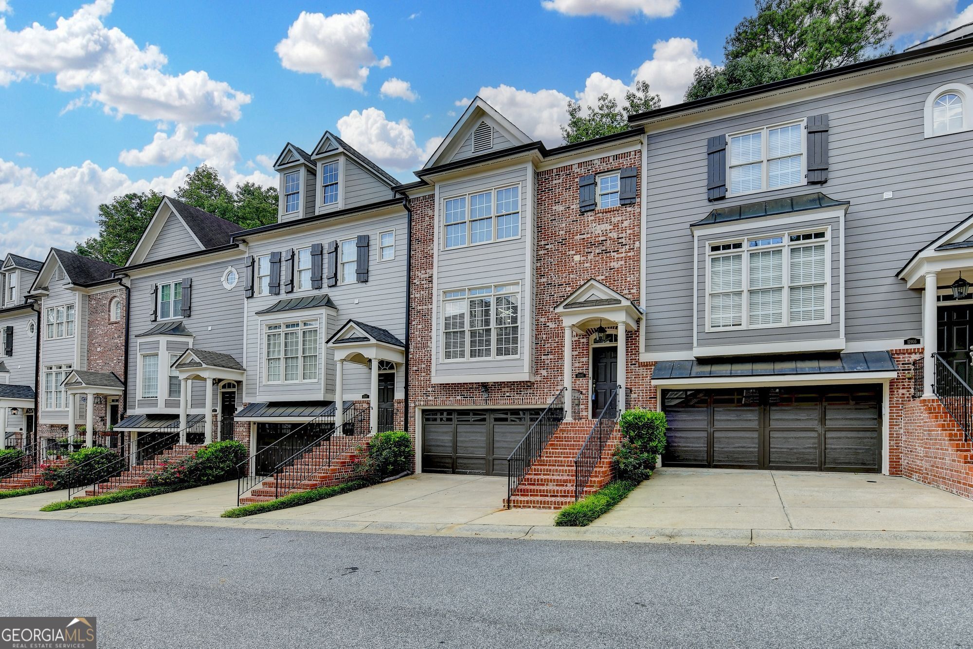 12095 Stone Brook Cove Property Photo 1