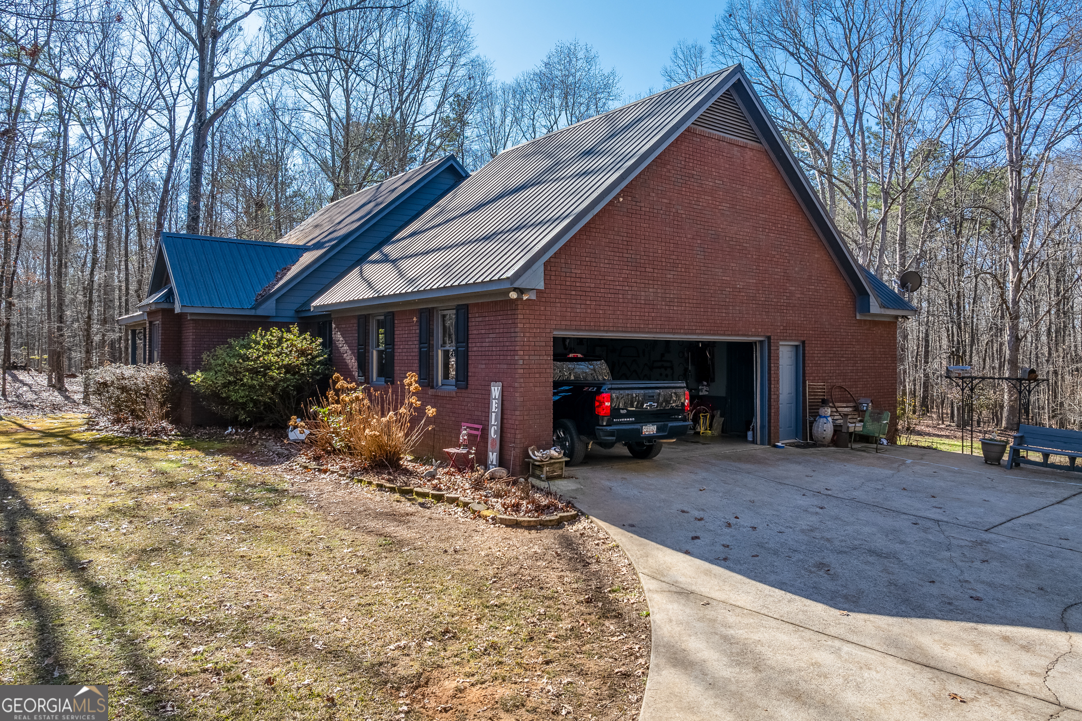 7790 Jefferson Road Property Photo 3
