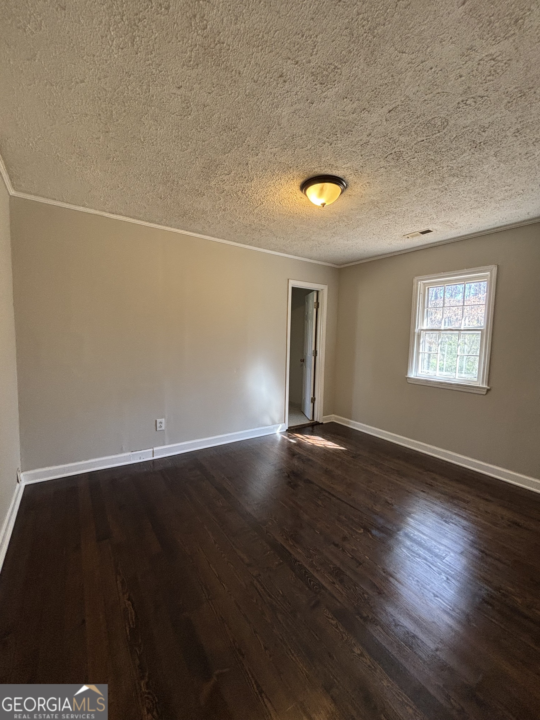 1027 N Born Road Property Photo 15