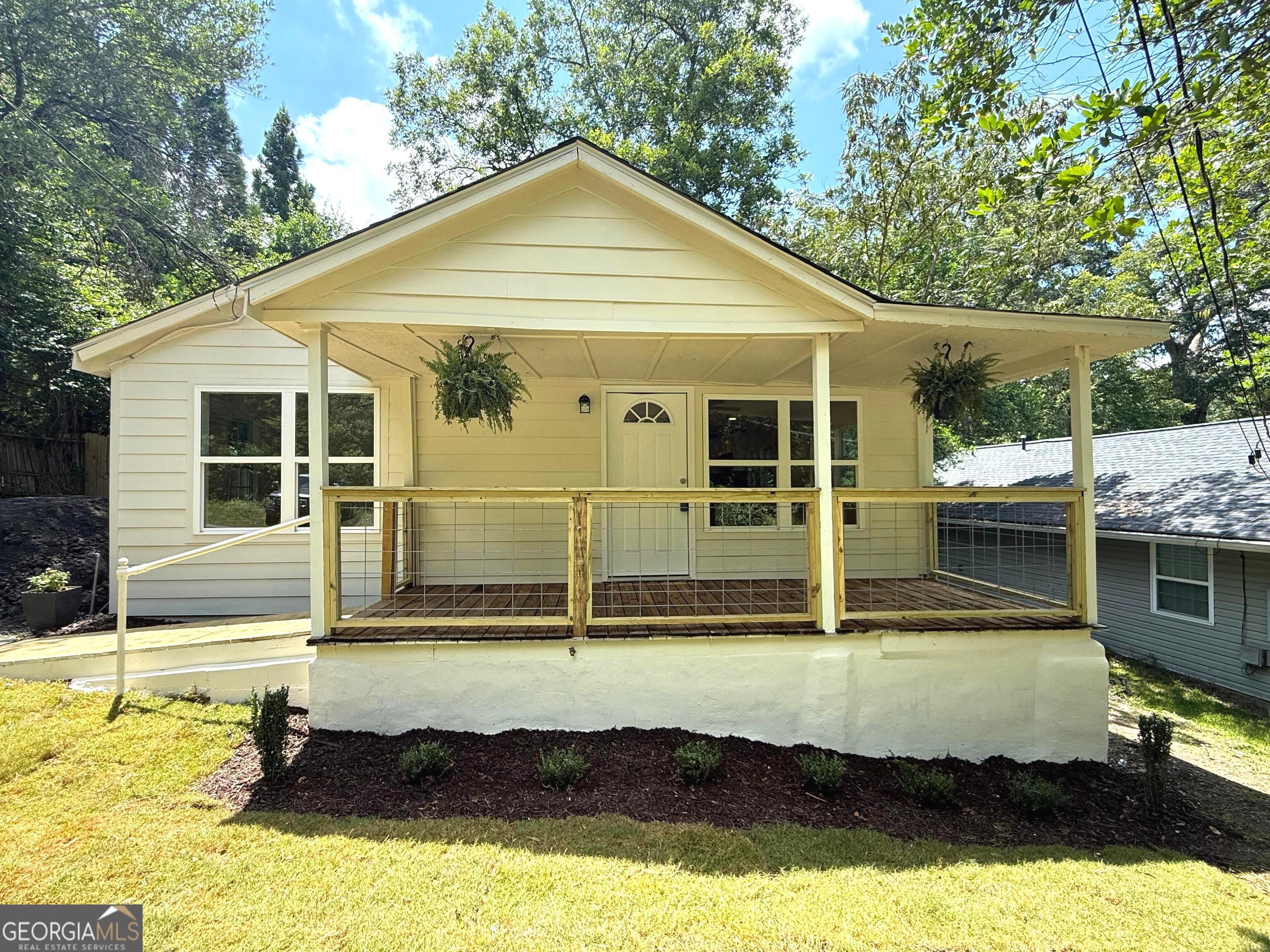 116 Green Street Property Photo 1