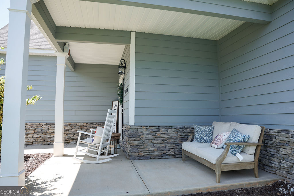 114 Headwaters Drive Property Photo 3