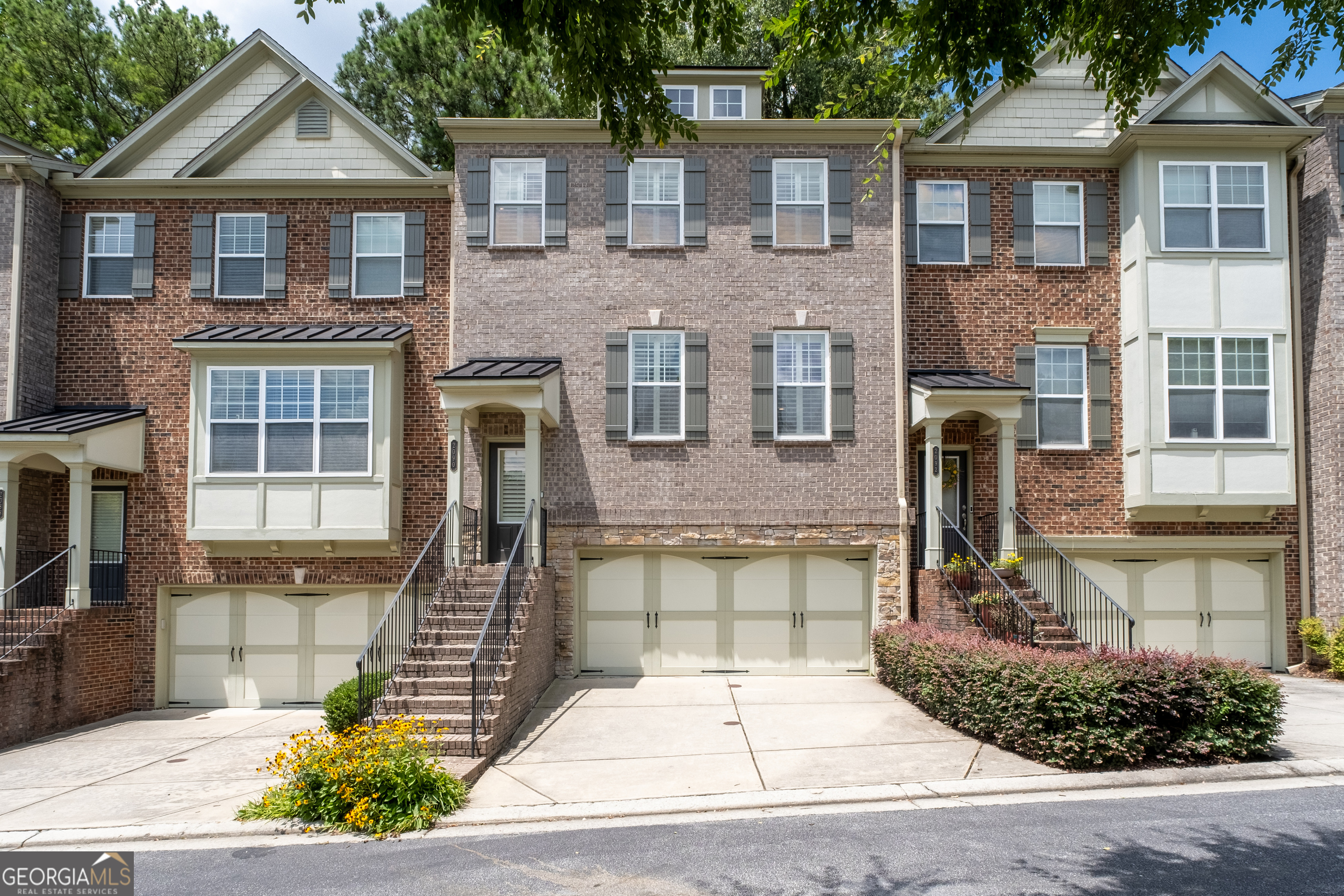 2090 Cobblestone Circle Ne Property Photo 1
