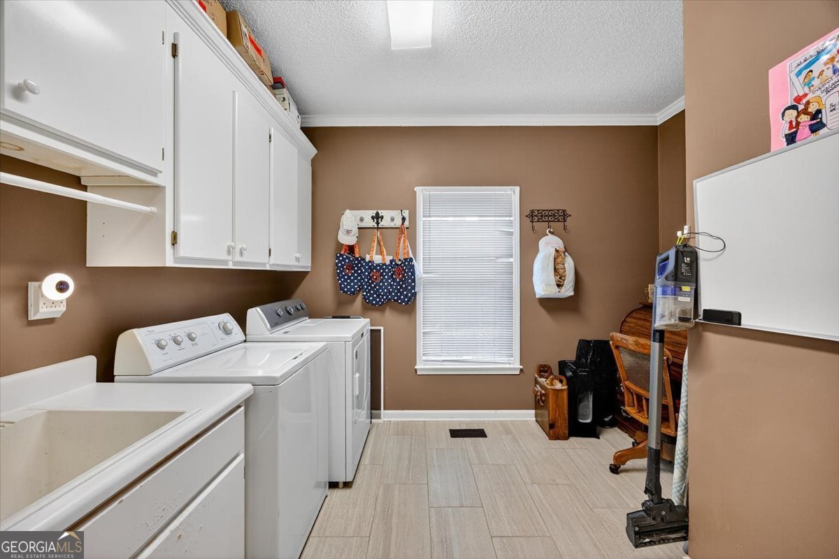 312 Pinnacle Park Property Photo 5