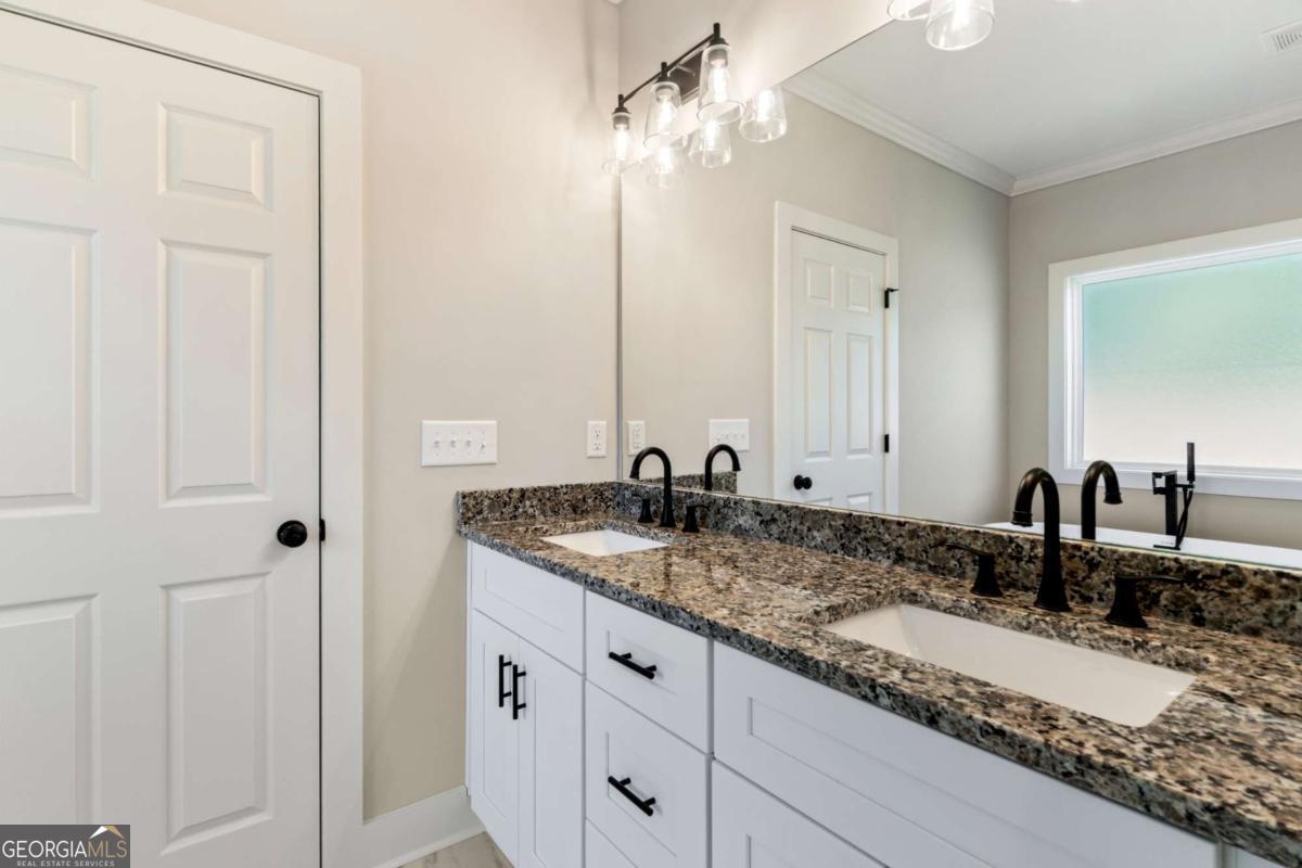 415 Ansley Drive Property Photo 25