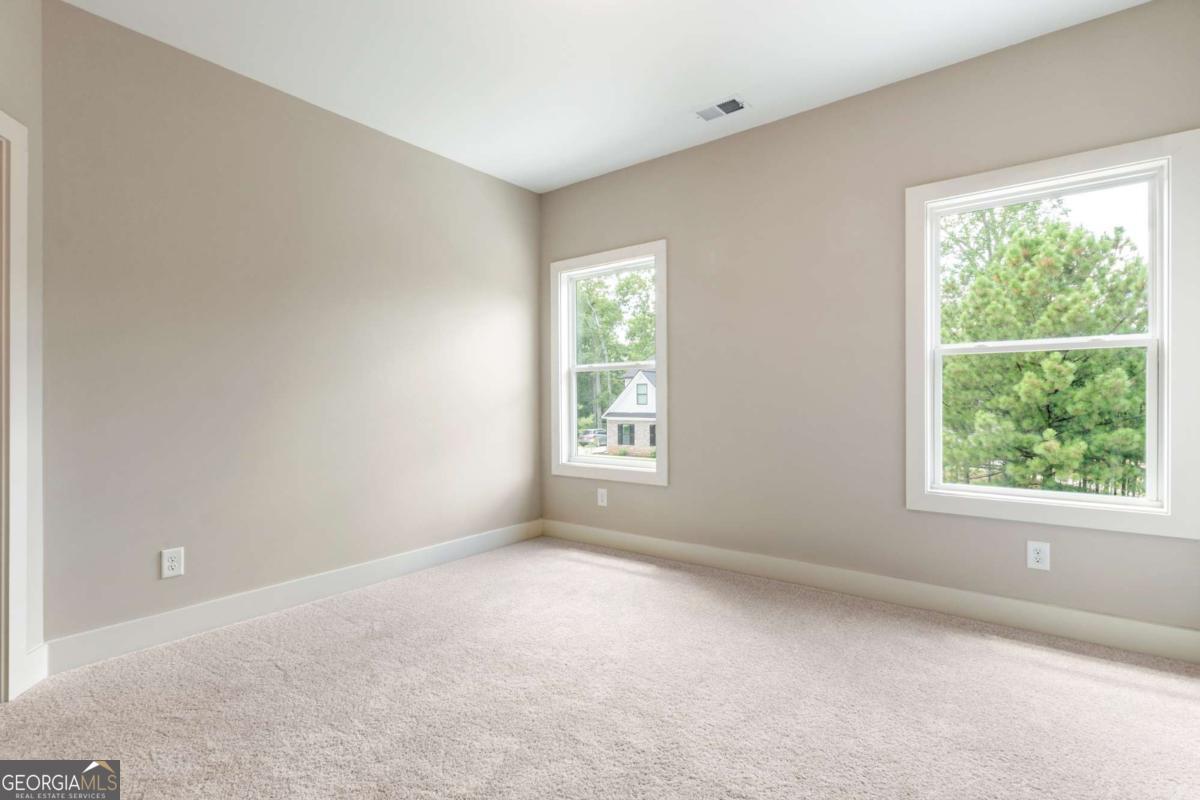 415 Ansley Drive Property Photo 31