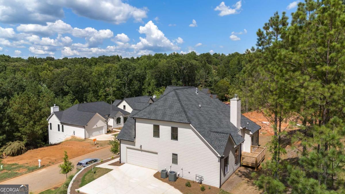415 Ansley Drive Property Photo 44