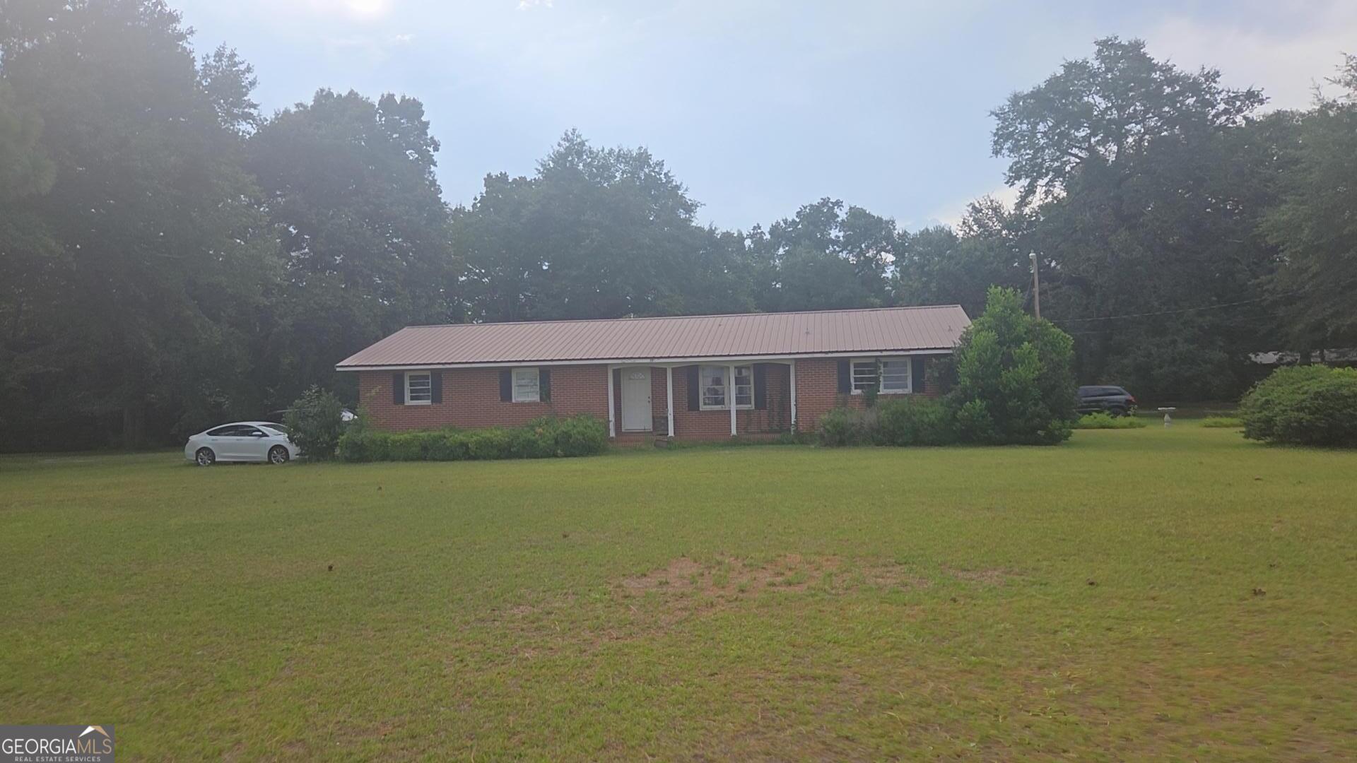 8468 Branchville Road Property Photo 1