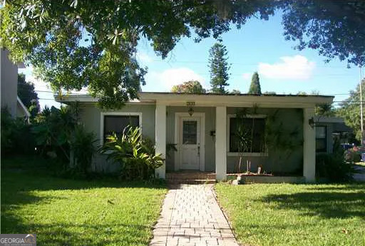 240 81st Avenue N Property Photo 1