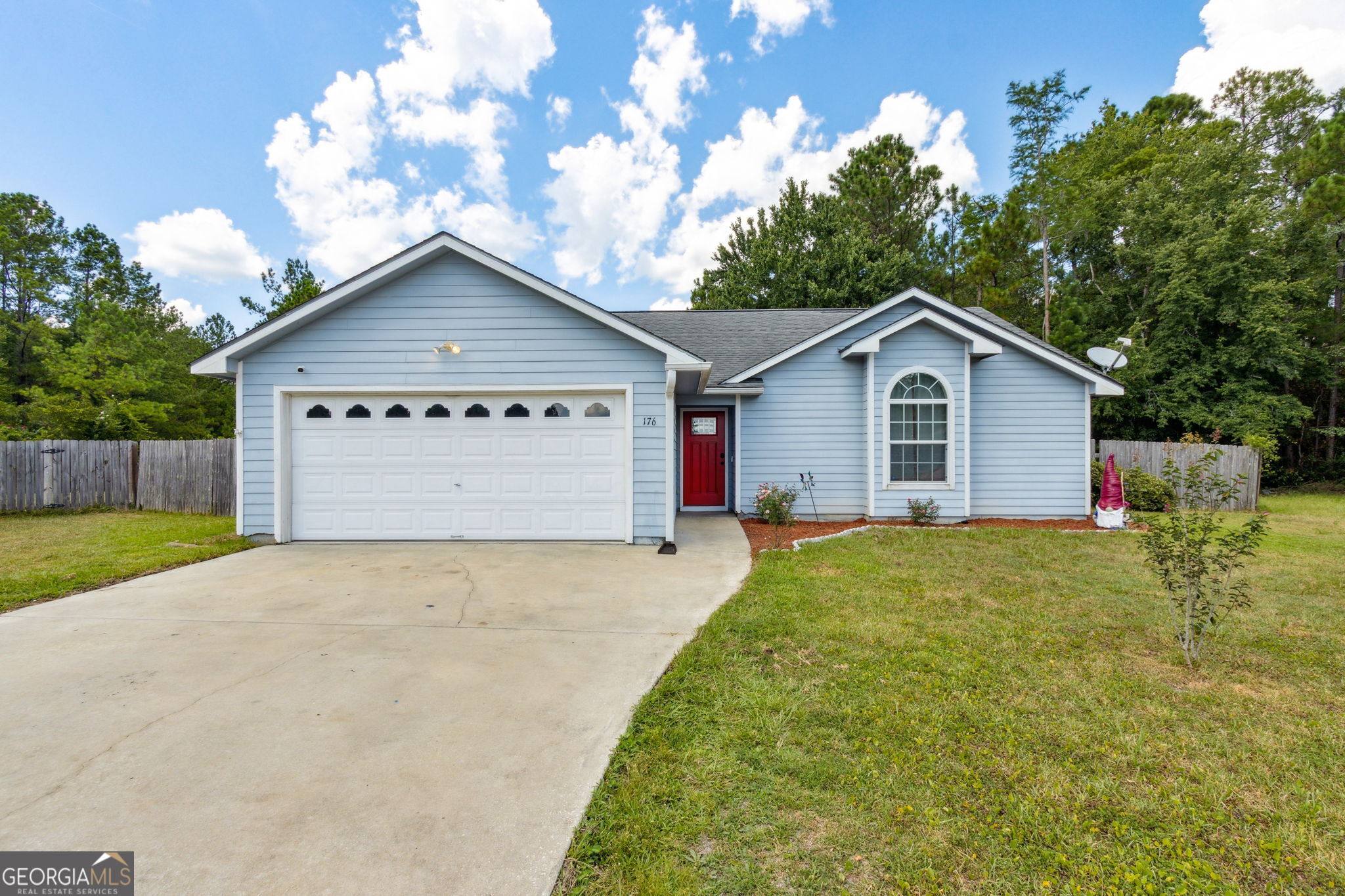 176 Huntington Drive Property Photo 1
