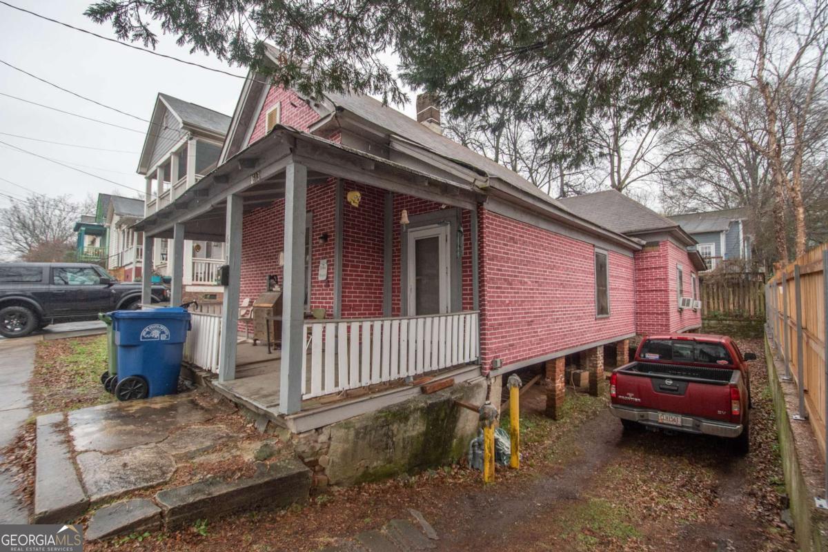 613 Mcdonald Street Se Property Photo 4