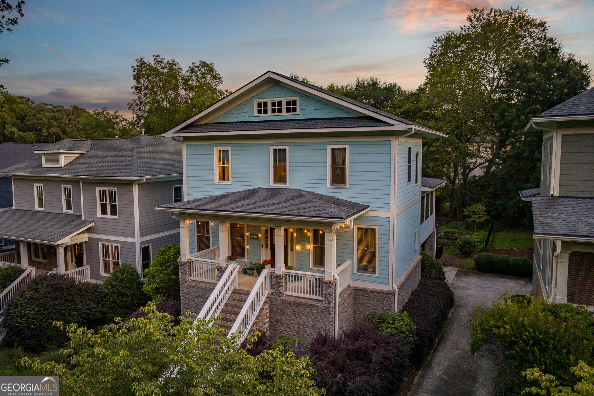 163 Easy Street Property Photo 1