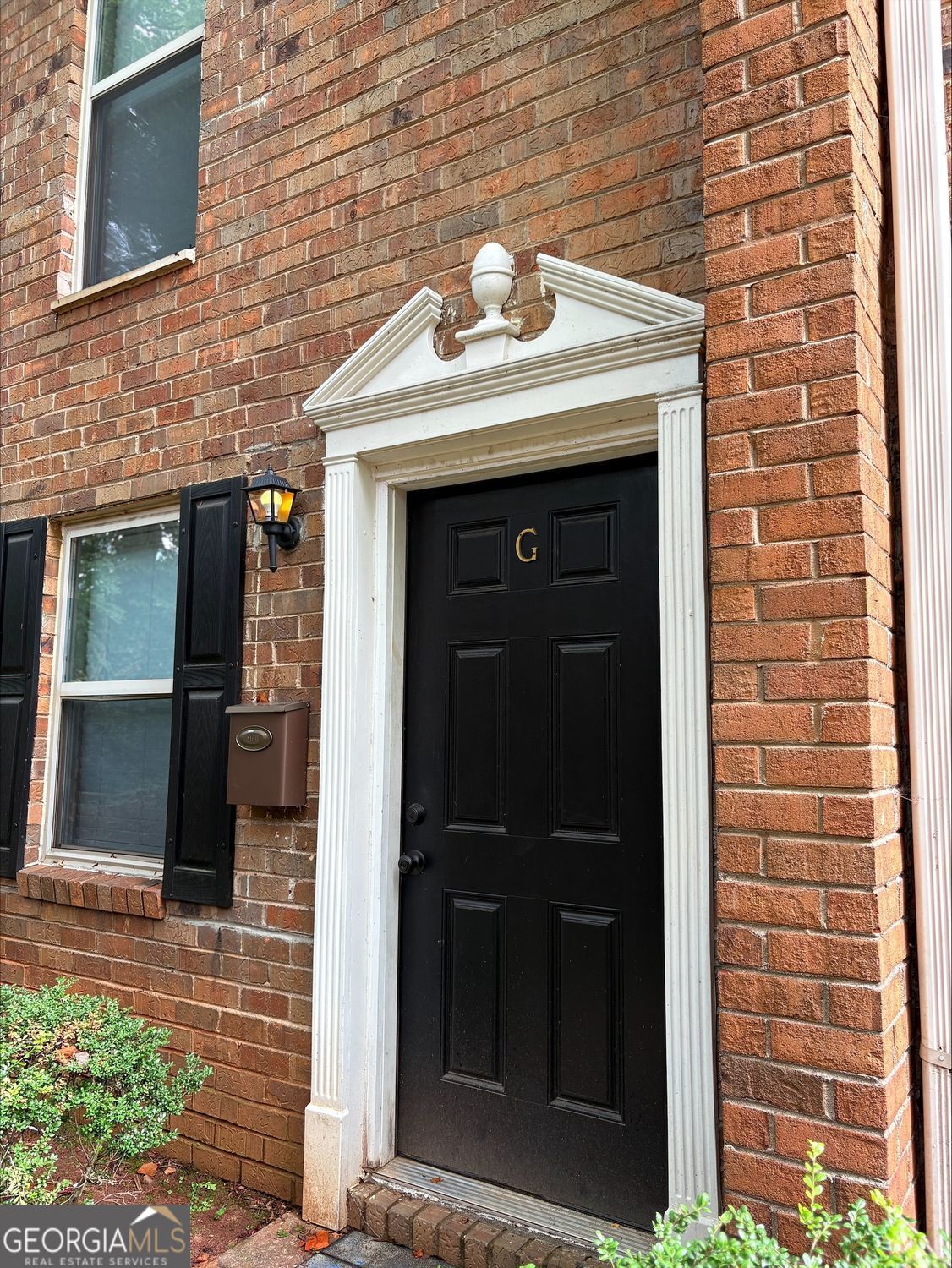 125 N North River Drive # G Property Photo 1