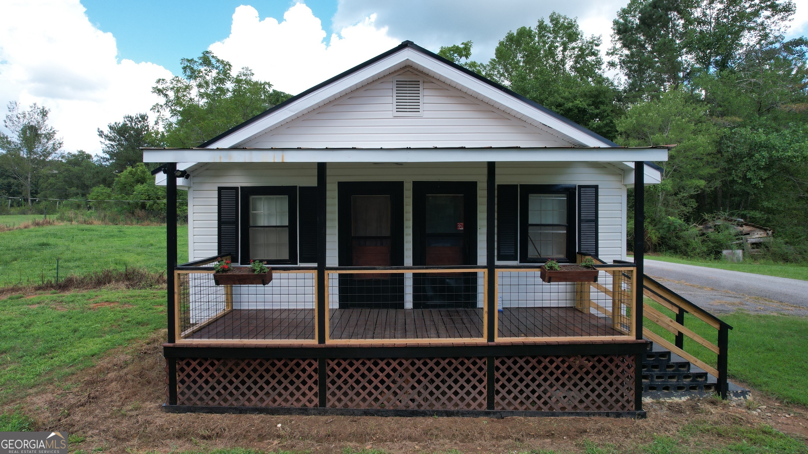 930 Cantrell Road Property Photo 28