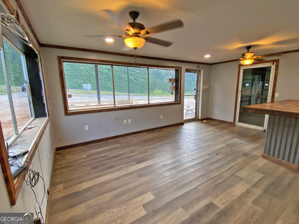 1640 S Chestatee Street Property Photo 8