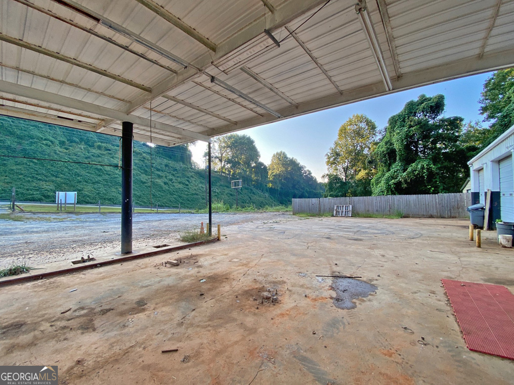1640 S Chestatee Street Property Photo 15