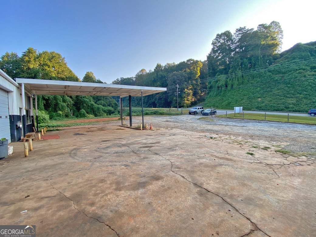 1640 S Chestatee Street Property Photo 17