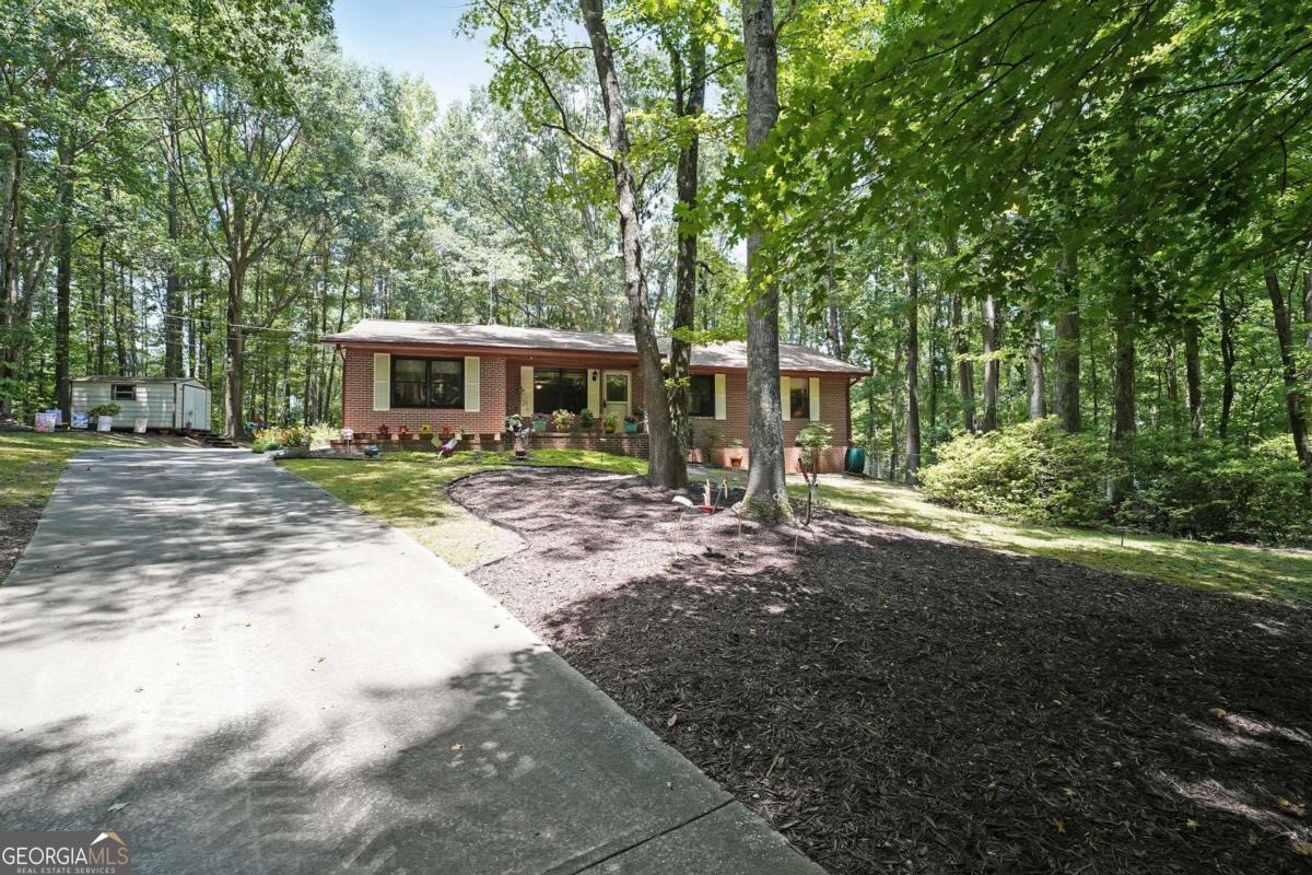 8550 High Point Road Property Photo 1