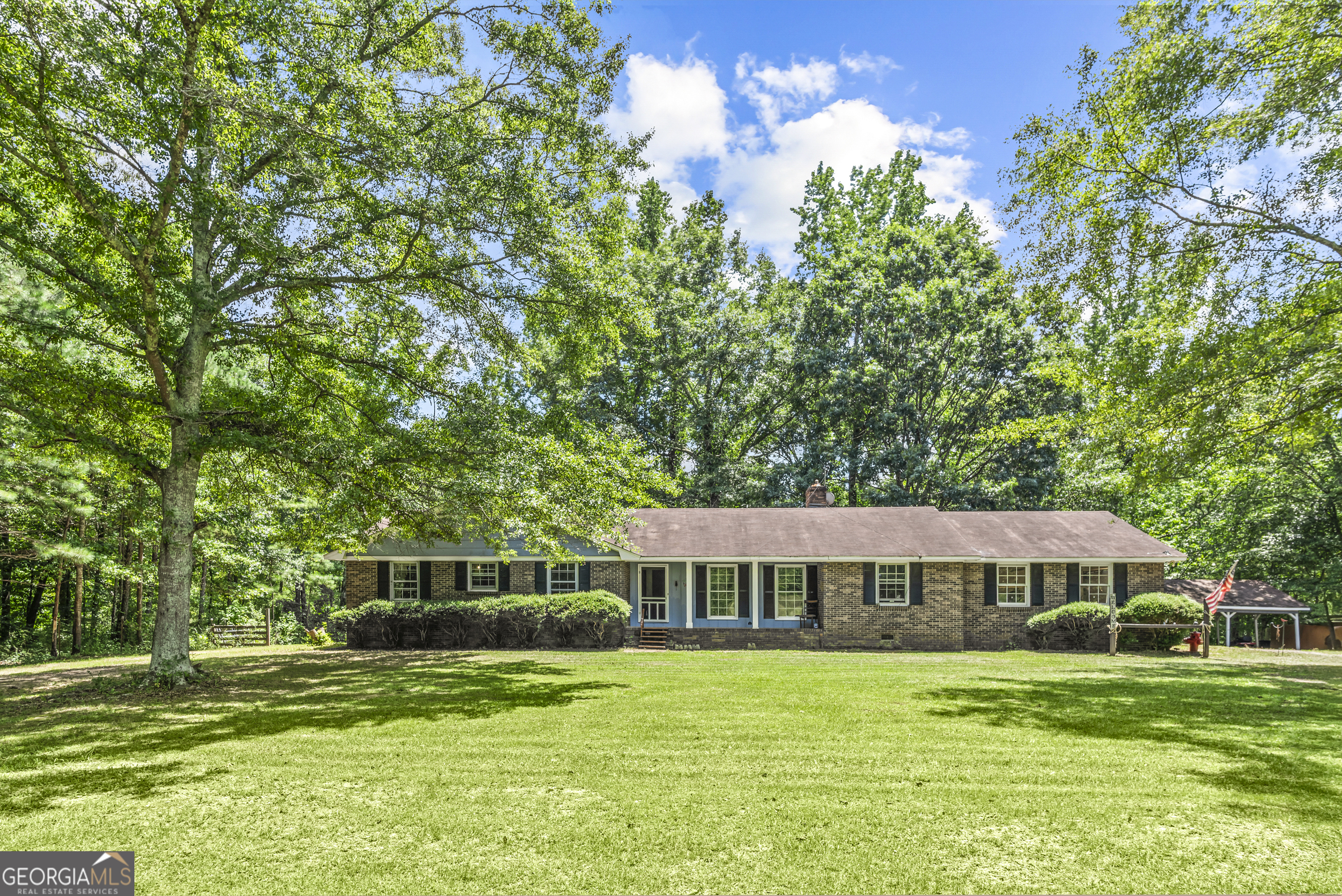1151 Fears Road Property Photo 1