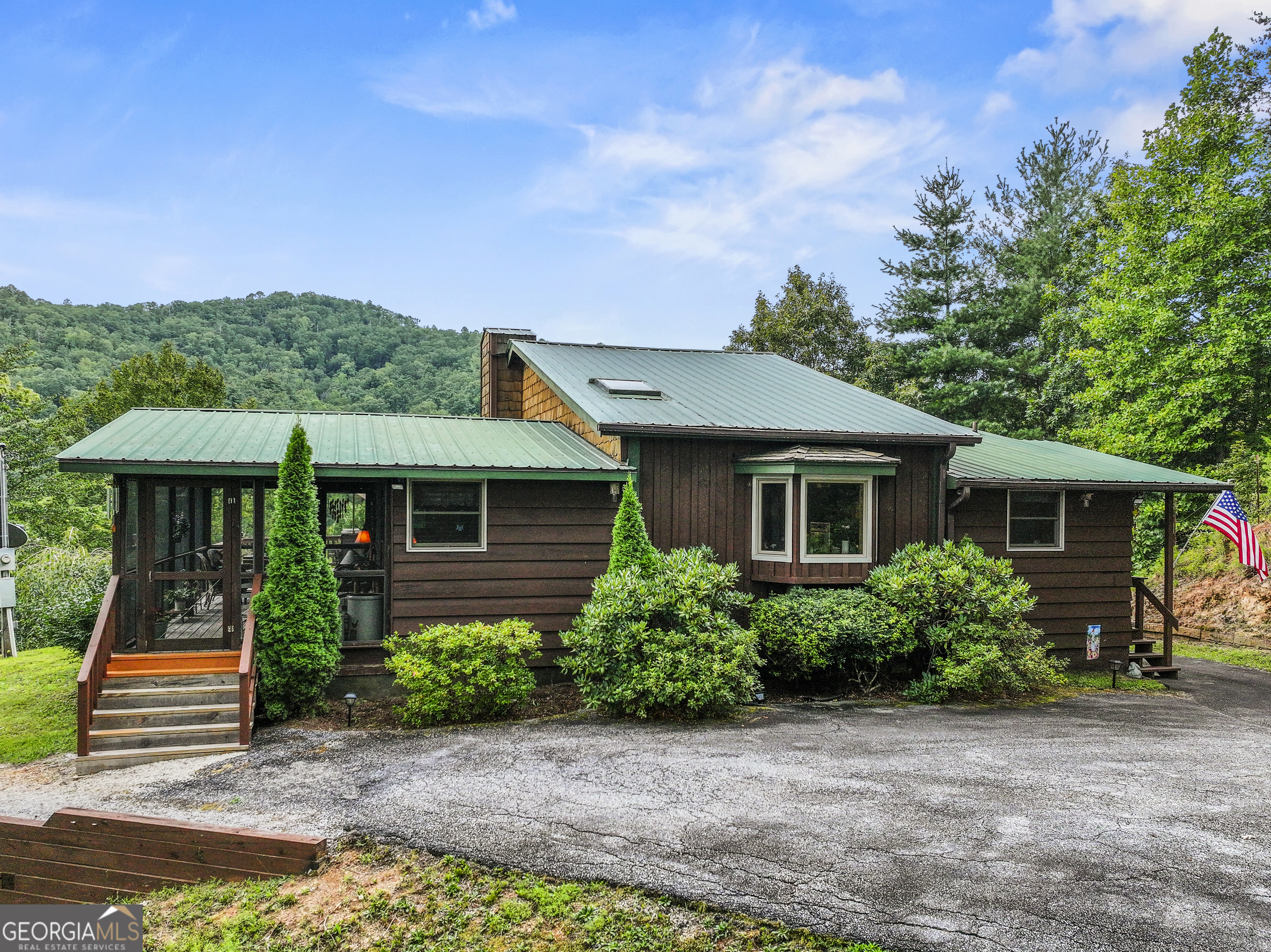 84 Jocassee Lane Property Photo 1