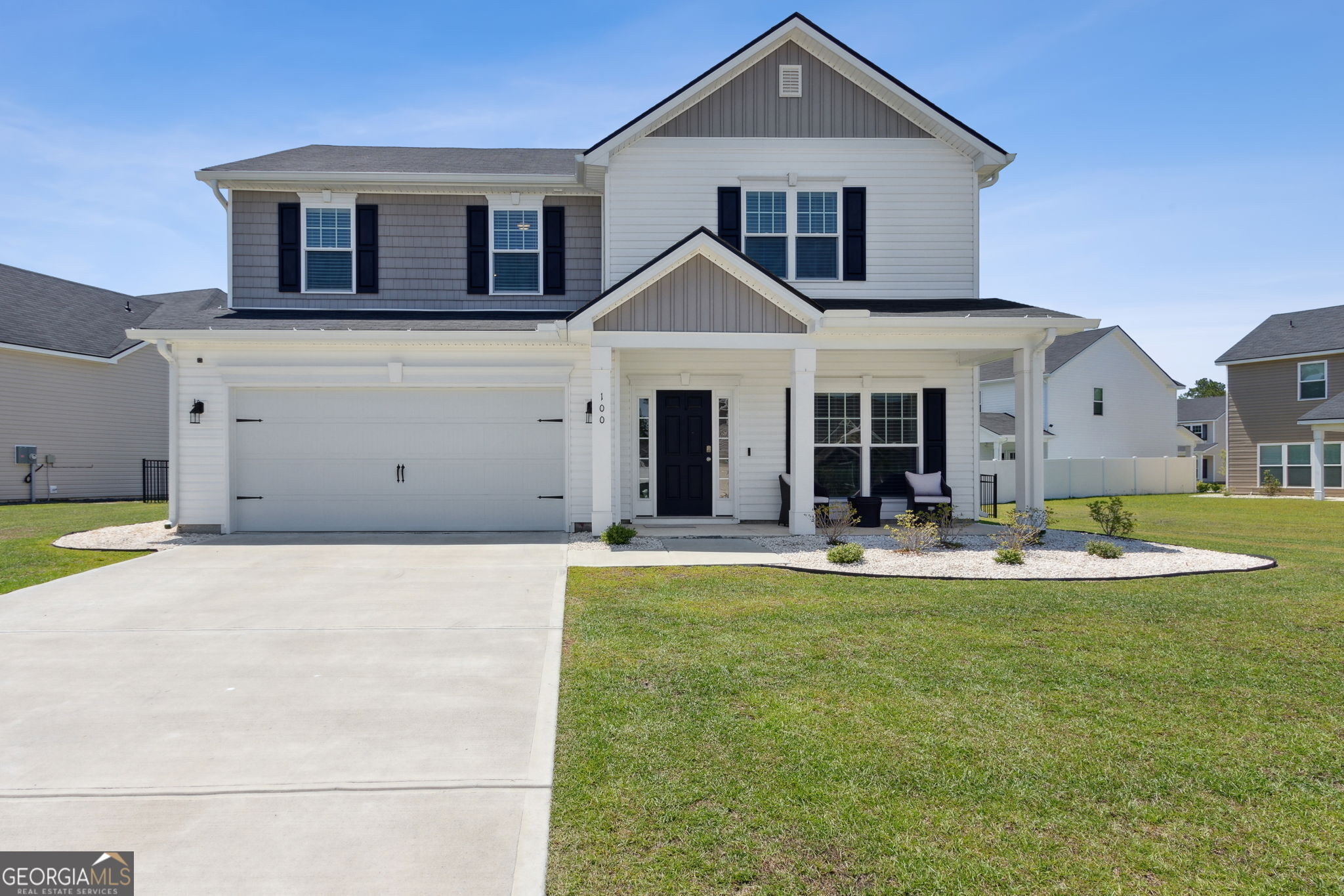 100 Olson Way Property Photo 1