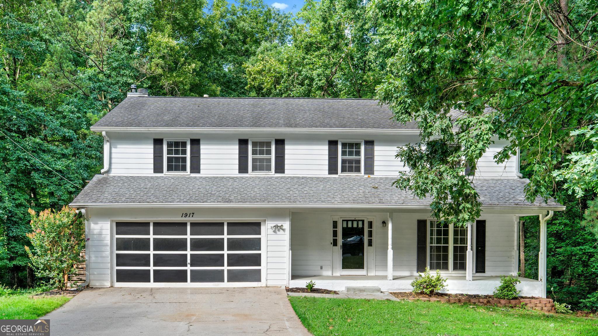 1917 Lake Ridge Court Property Photo 1
