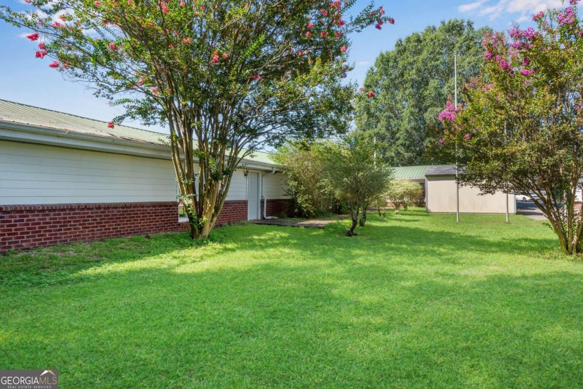 8024 E Cherokee Drive Property Photo 35