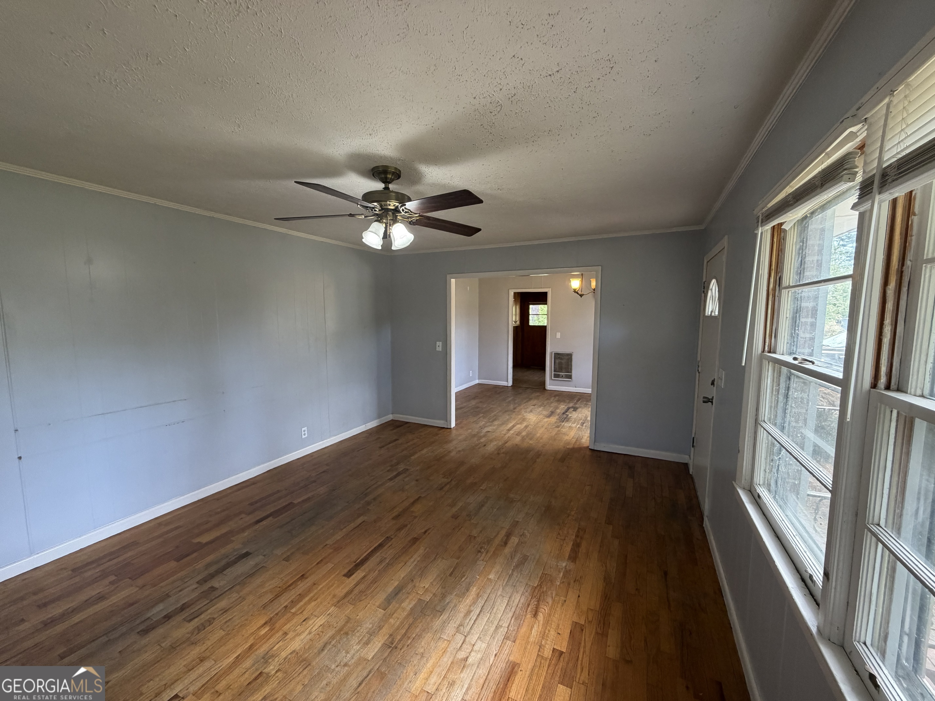 27 E Bruce Street Property Photo 13