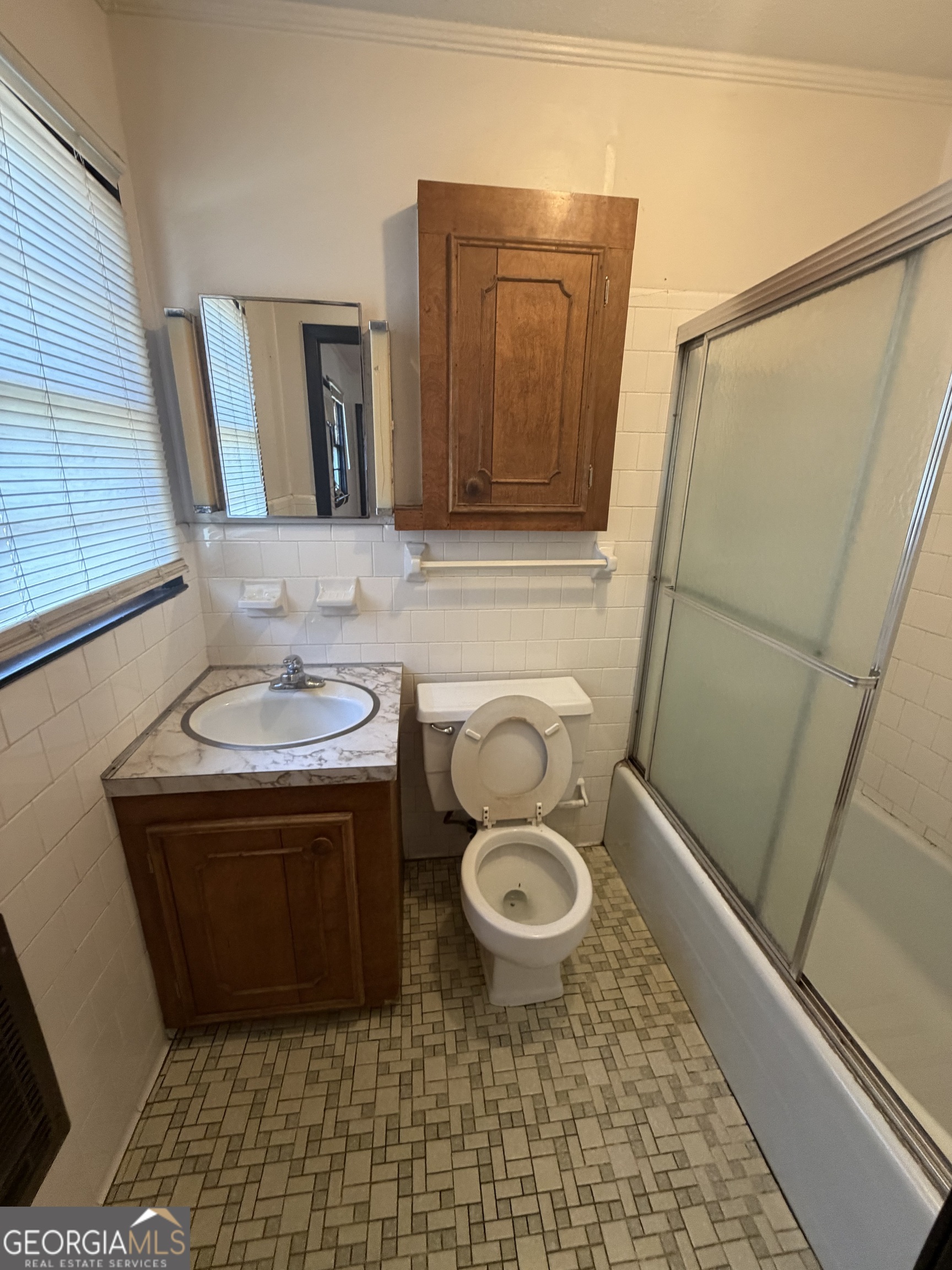27 E Bruce Street Property Photo 15
