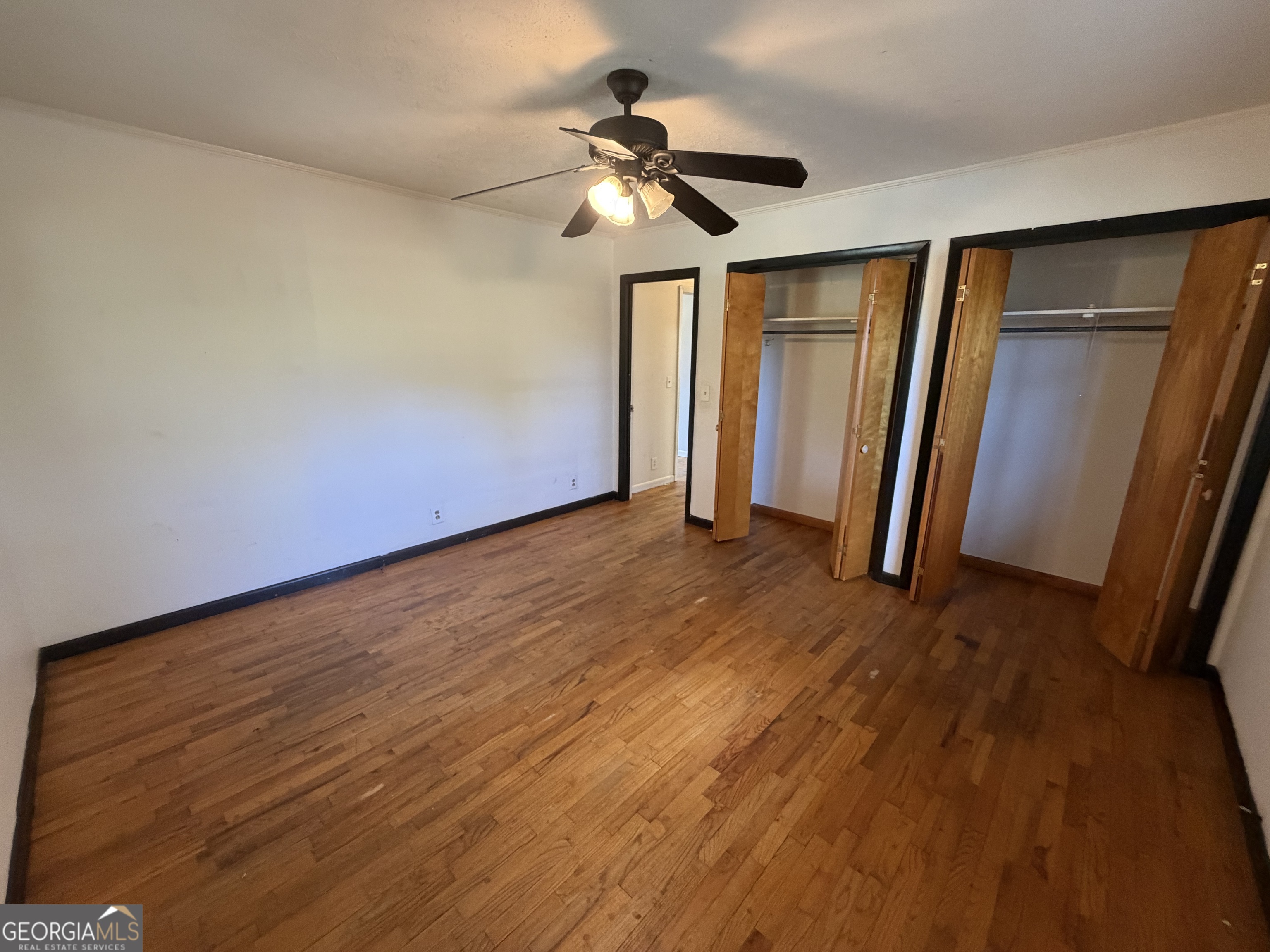 27 E Bruce Street Property Photo 16