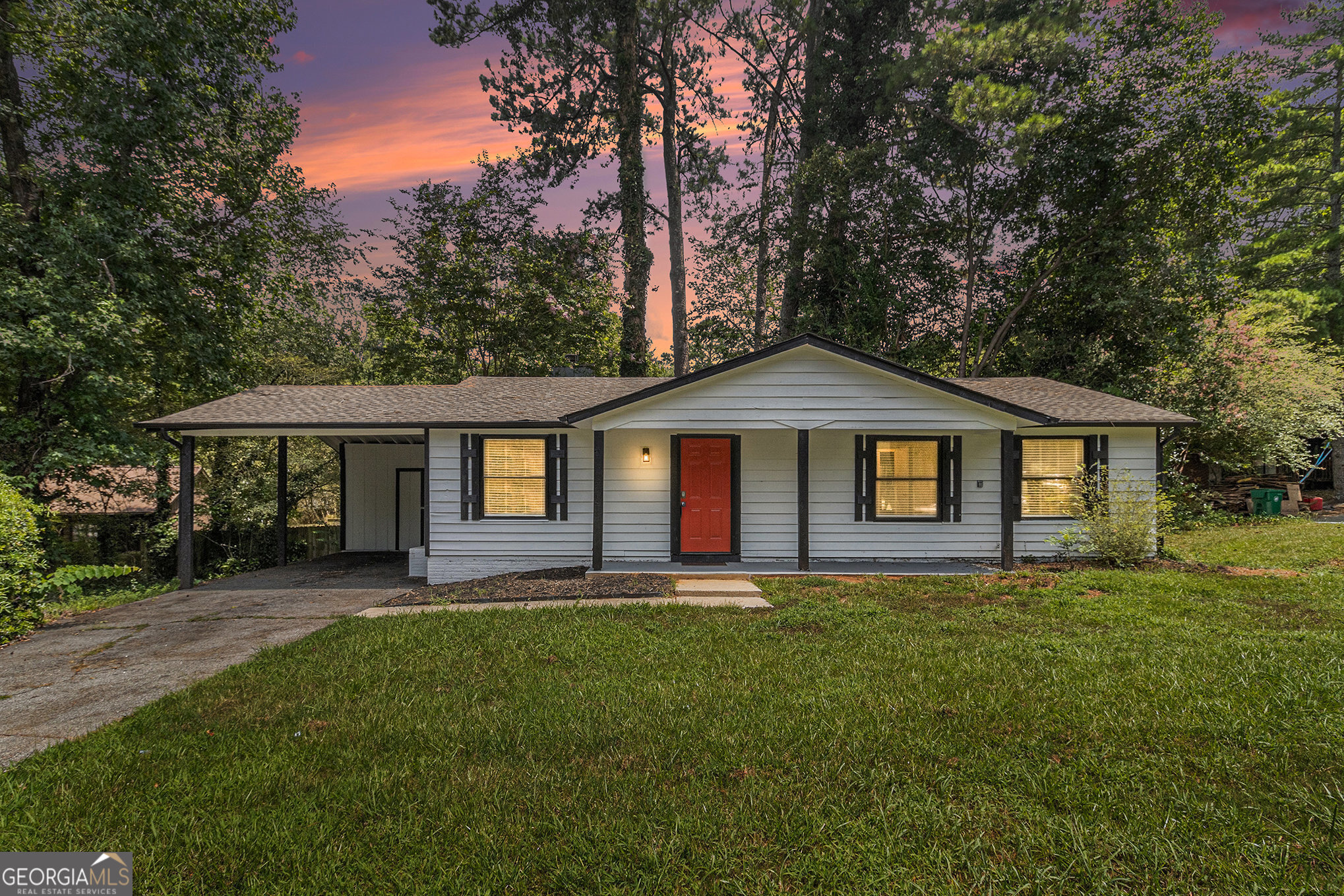 4922 Glenside Court Property Photo 1