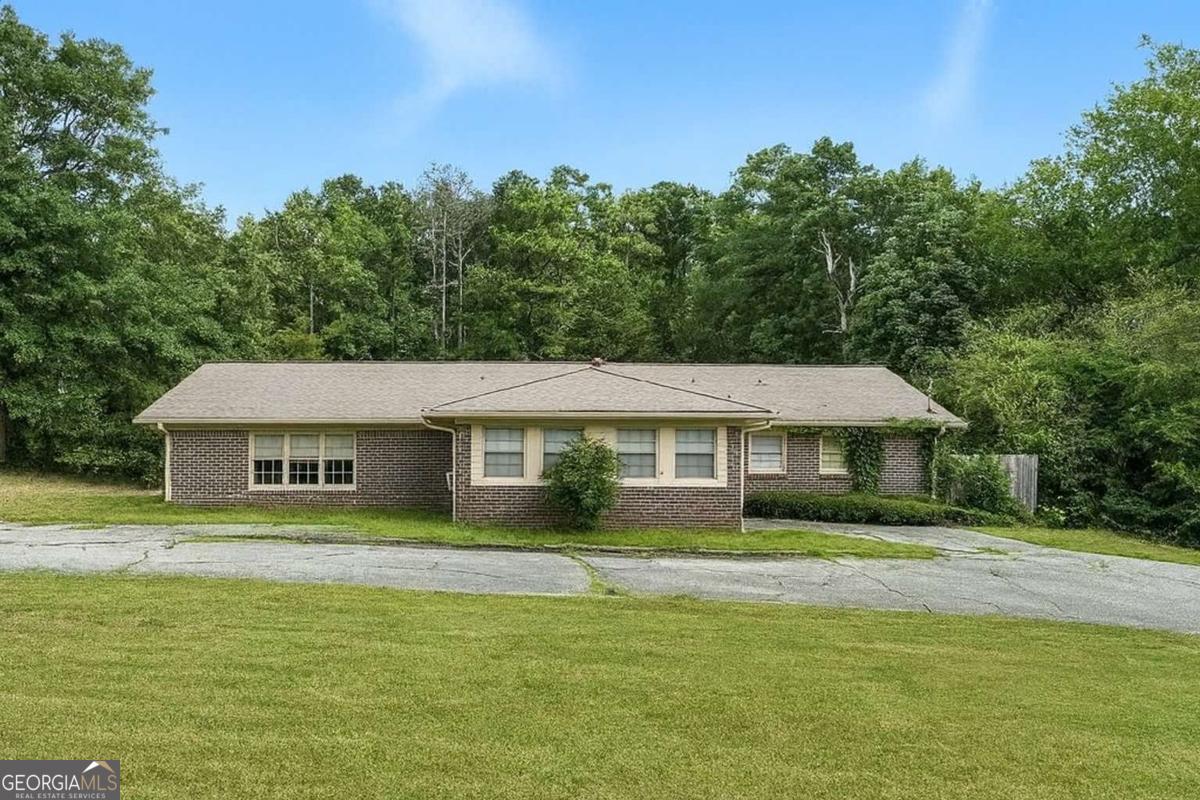7410 Union Grove Road Property Photo 1