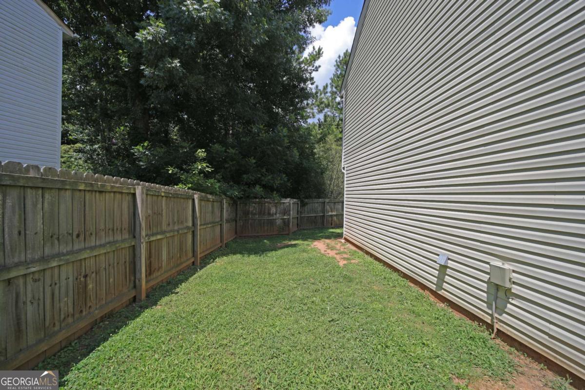6874 Mahonia Place Property Photo 28