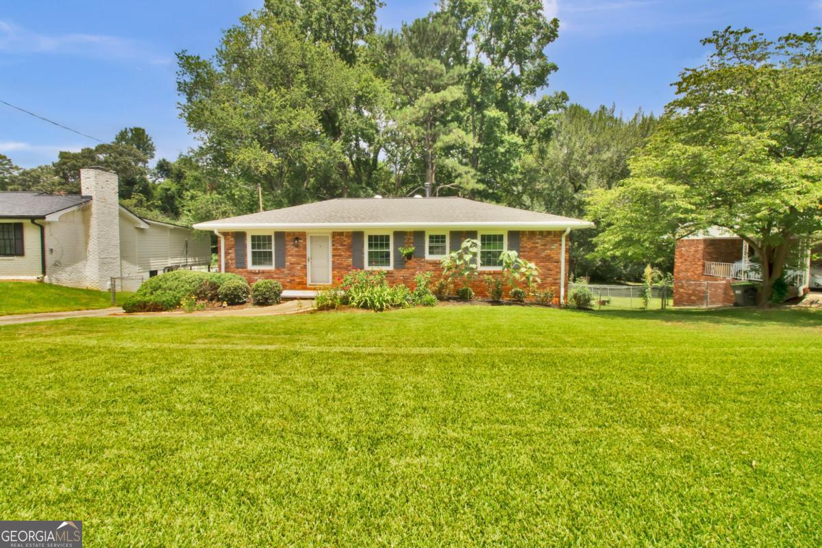 2975 Nursery Road Se Property Photo 1